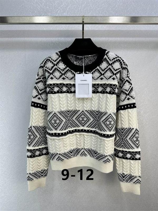 Chanel Women's Sweater 61